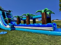 IMG 3771 1758813789 22ft Bahama w/ Slip N Slide
